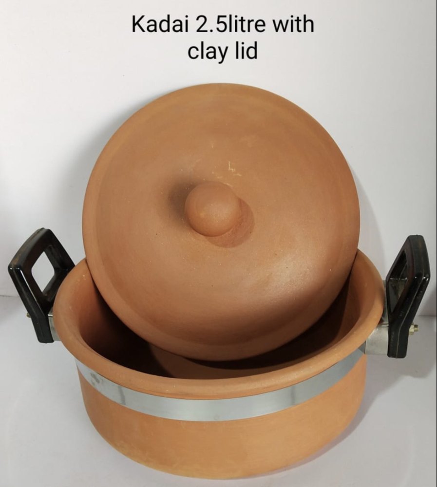 1 mud kadai 2.5 litres with clay lid, For Home