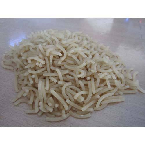 Plain Eatable Noodles Shape Fryums, Not Fixed, Packaging Size: 30 Kg img