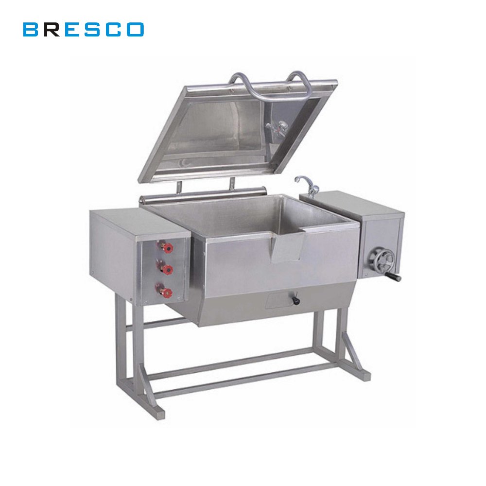 Tilting Bratt Pan for Bulk Cooking