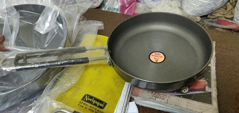 Krishna Enterprises Aluminium Hard Anodized Fry Pan, For Kitchen, Round