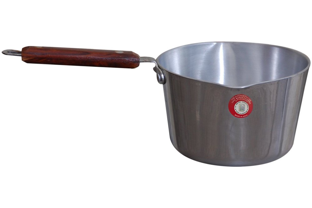 Silver Wooden Handle Aluminium Milk Pan, Capacity: 3 Litre, 7inch