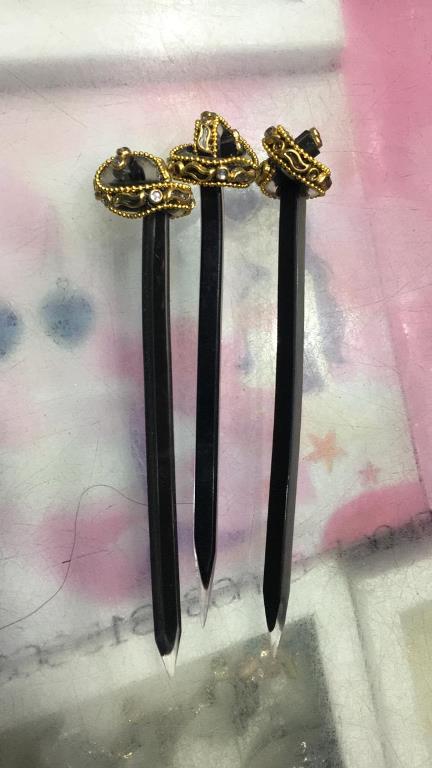 Black and Golden Plastic Juda Stick, Size: 12 Cm