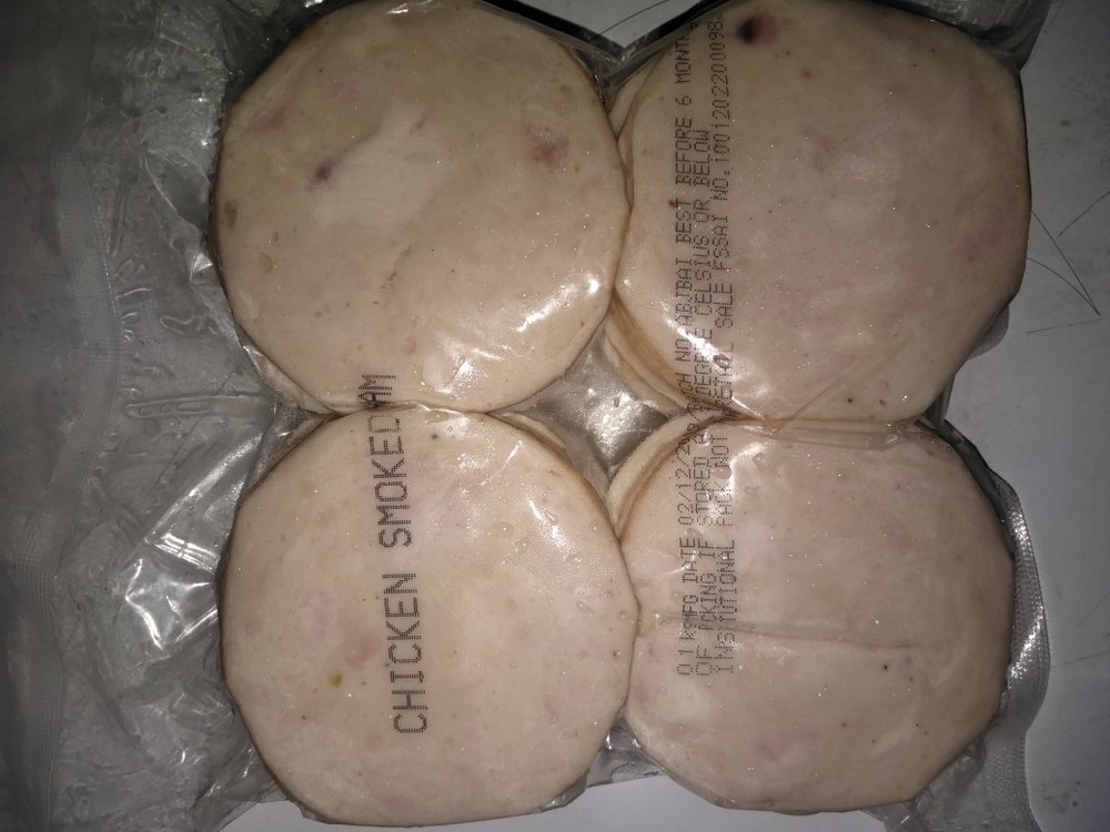 Chicken Smoked Ham for Restaurant, Packaging Type: Pack