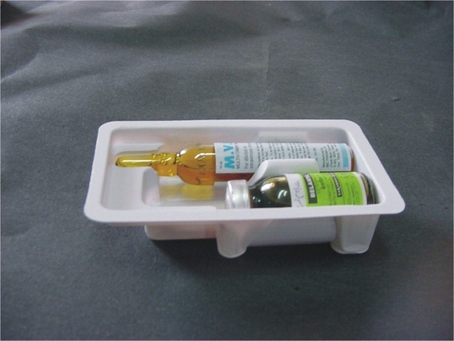 White PVC Vial Tray, Dimension/Size: 15x10 Cm, Capacity: 10ml, 8ml