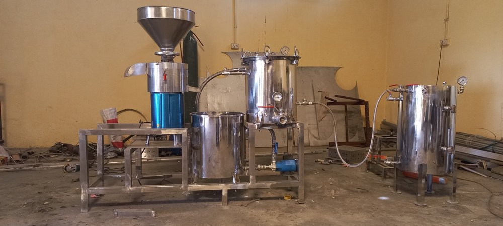 Stainless Steel Soya Milk & Tofu Making Machine, Capacity: 100 Lph