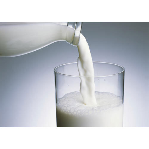 Organic Desi Cow Milk, Packaging Type: Packet, For Restaurant img