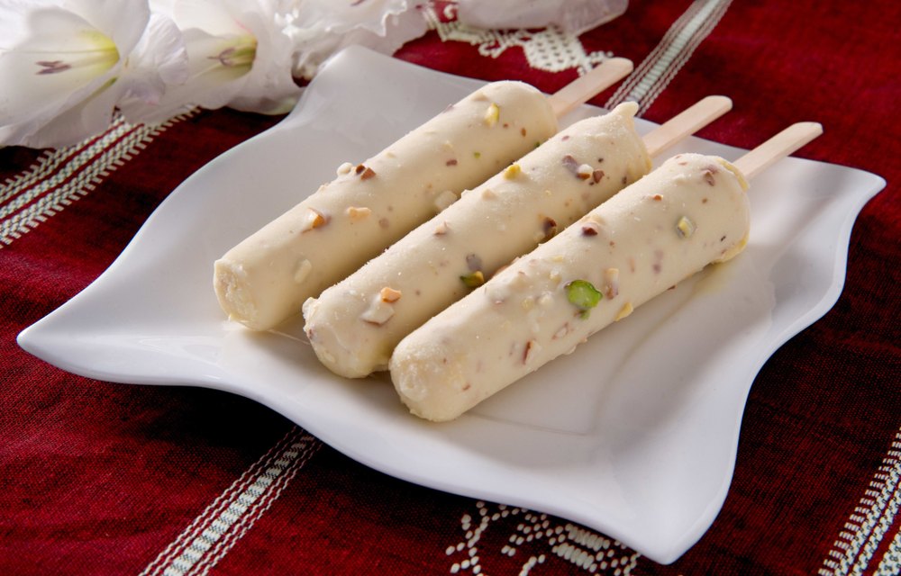 Bohier Flavours: Vanilla Pohieer Kulfi, Packaging Type: Plastic