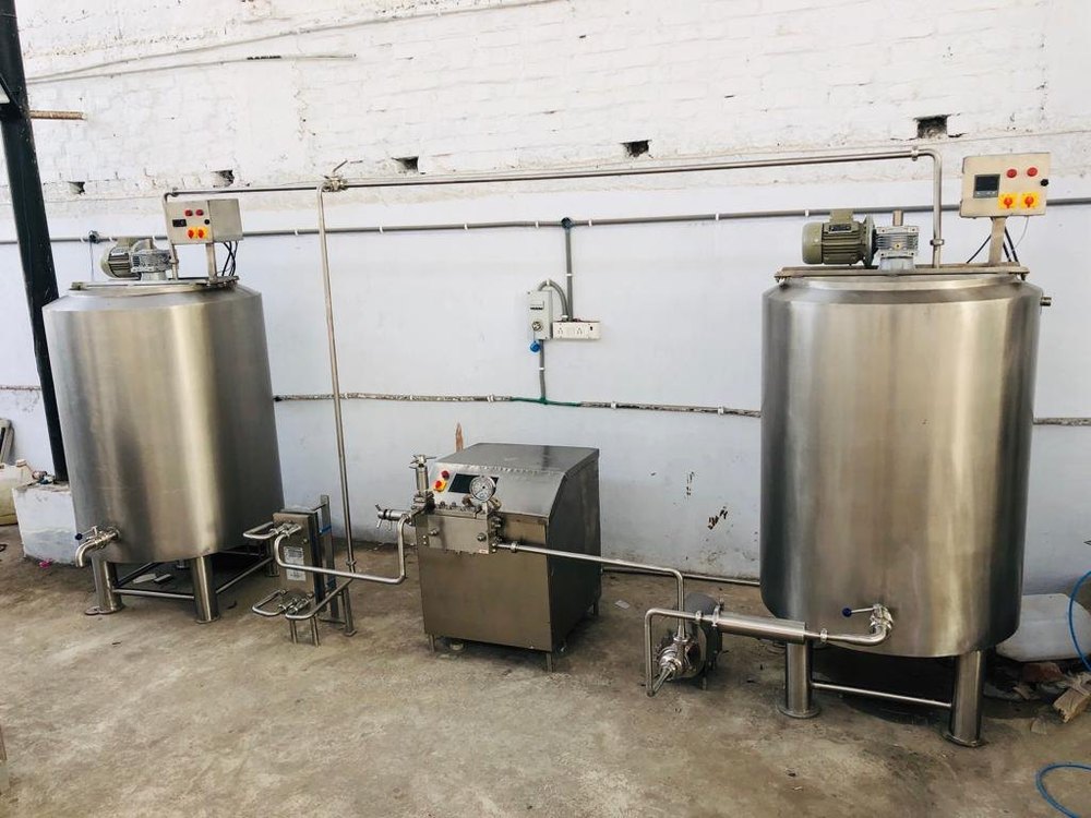 SS304 Ice Cream Plant, Capacity: 500 Ltr