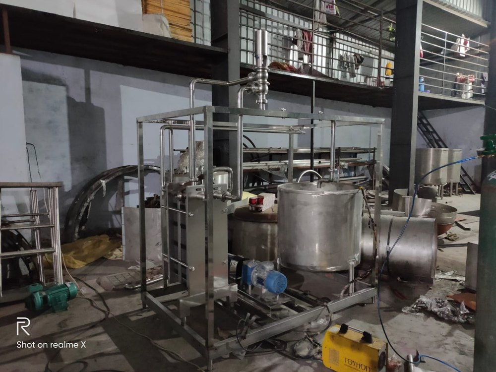 Liquid Egg Pasteurizer, Capacity: 500 litres/hr