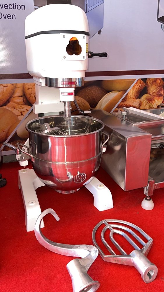 Stainless Steel(SS) Semi-Automatic Cake Making Machine, For Bakery, Capacity: 20 kg In 1 Batch