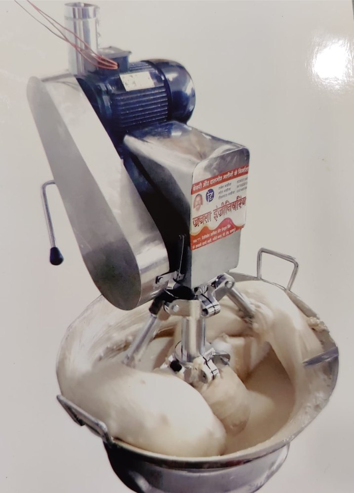 Kaju Barfi Mushta Machine, Capacity: Bowl Capacity 10-15 kg