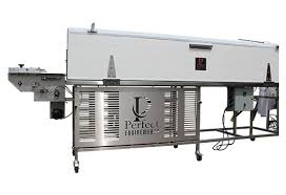 Automatic Chocolate Cooling Tunnel, 420 V, 500 Kg