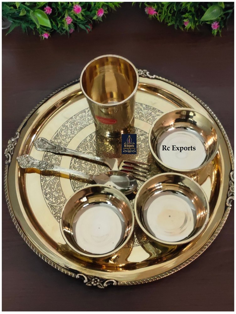 Rc Exports Brass Golden Dinner Set for Home, Hotel, Gift, 7