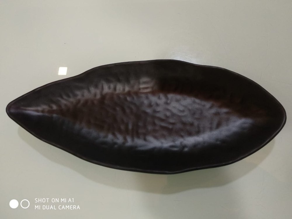Black Melamine Leaf Platter, Packaging Type: Carton, Size: 9 Inch img