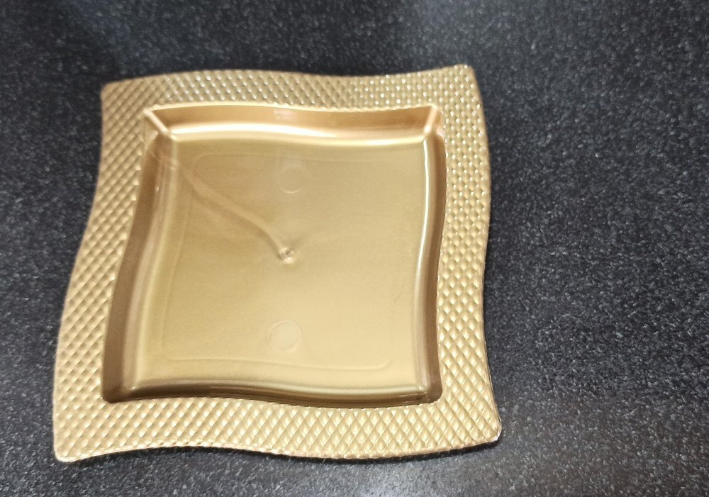 R.S.T Plastic Golden Dessert Plate, For Hotel, Size: 6 Inch
