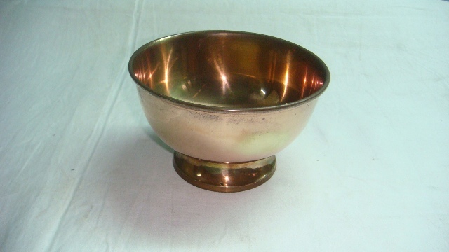 Plain Round Copper Bowl with Base, Size: 10 Cms, Capacity: 200 M