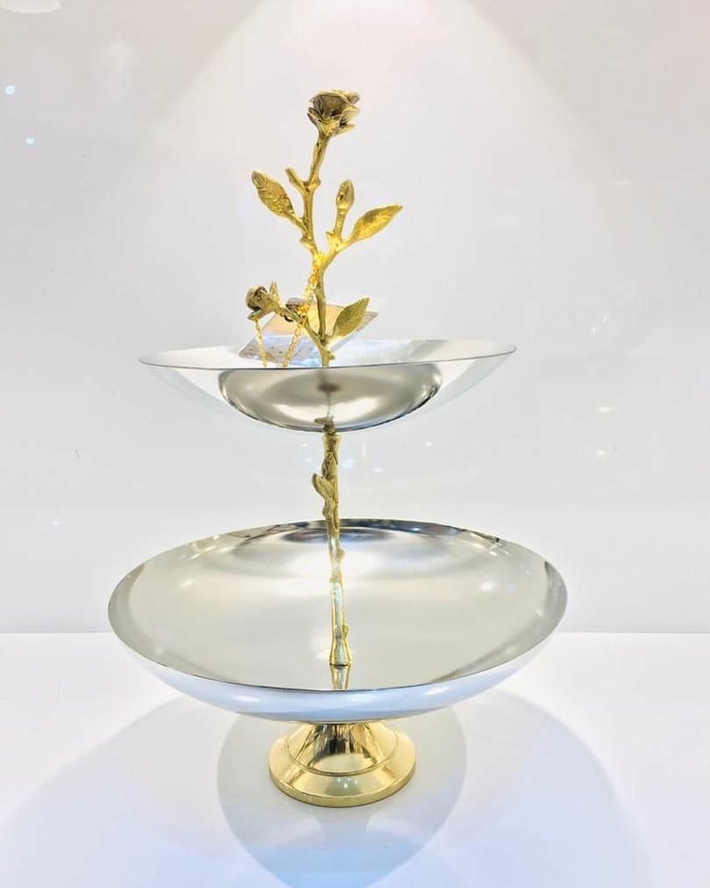 Brass Metal Cake Stand, Shape: Oval, Size: 18 X 18 X 12.625 Inch