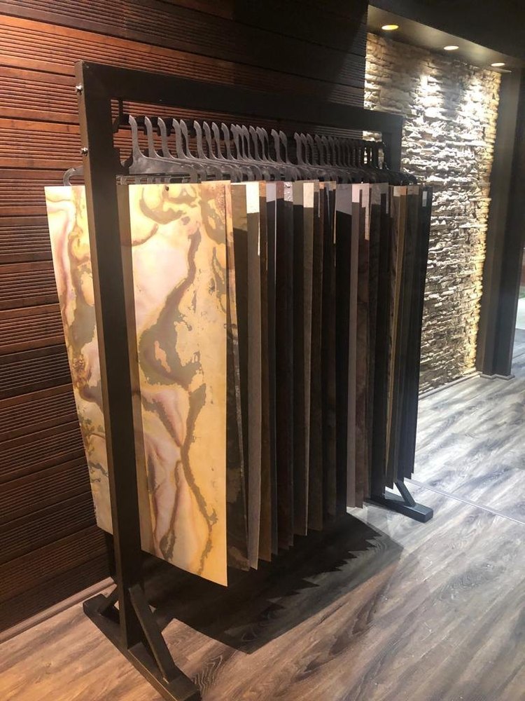 Marble Stone Veneer Display Stand, For Interior, Size: 8 X 4 Feet img