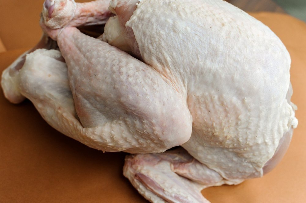 Frozen Whole Chicken, For Cooking, Packaging Type: Loose img