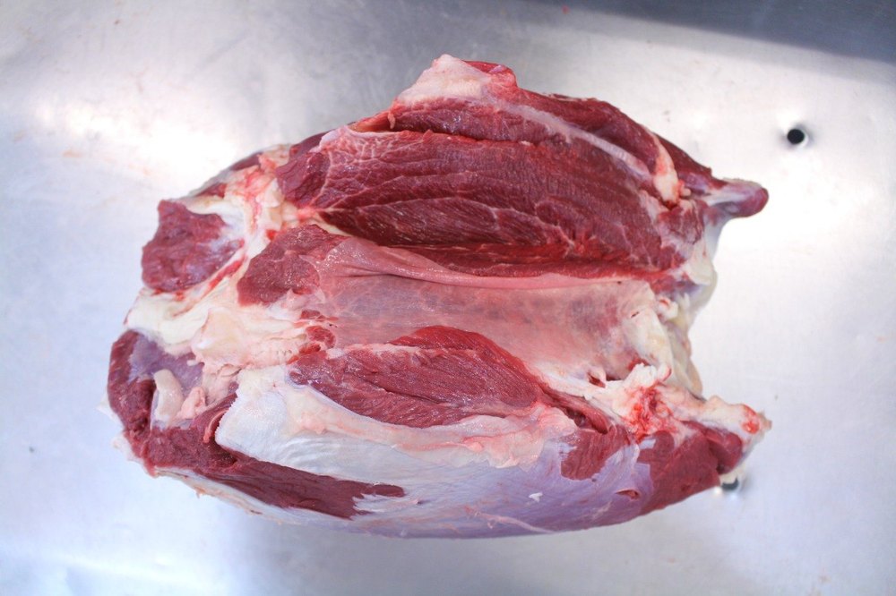 FROZEN BUFFALO HINDQUARTER, For Restaurant, Packaging Type: Carton