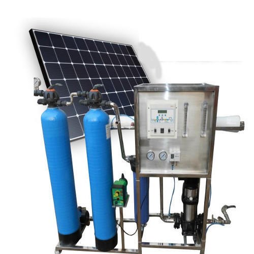 Reverse Osmosis Stainless Steel Solar RO Plant, RO Capacity: 200-500 (Liter/hour), Water Storage Capacity: 500 LPH