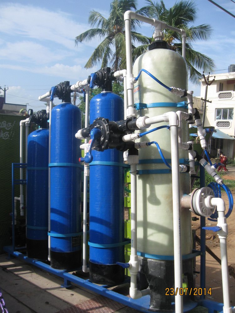 LEED Reverse Osmosis Automatic DM Plant, For Industrial, Water Storage Capacity: 1000 L img