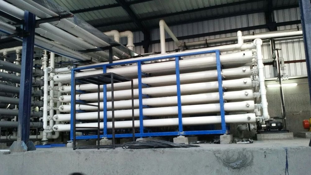 Reverse Osmosis PVC Purified Water Generation System, Water Storage Capacity: 2000 L img