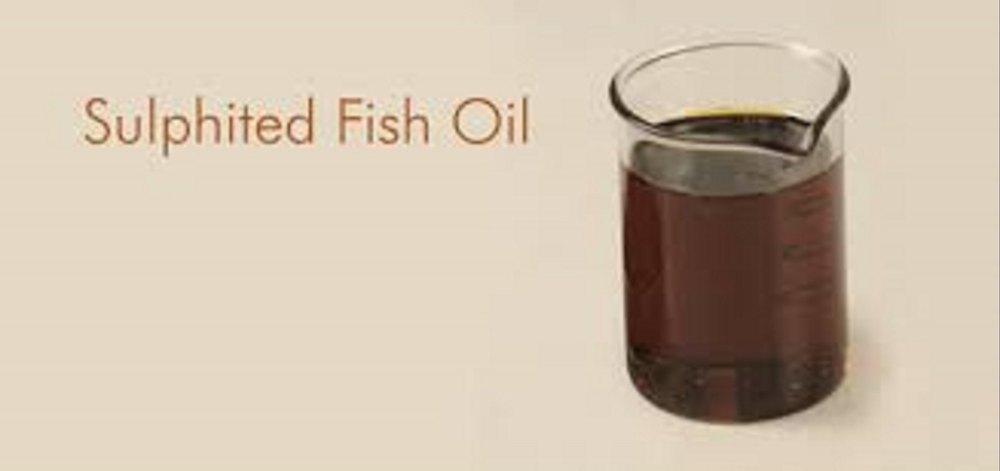 KAVYA Sulphited Fish Oil, Packaging Type: Plastic Container, Packaging Size: 200 L